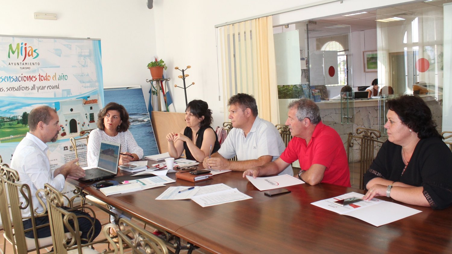 Mijas impulsa la creación del primer Plan Estratégico de Comercio en el municipio