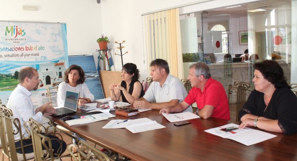 Mijas impulsa la creación del primer Plan Estratégico de Comercio en el municipio