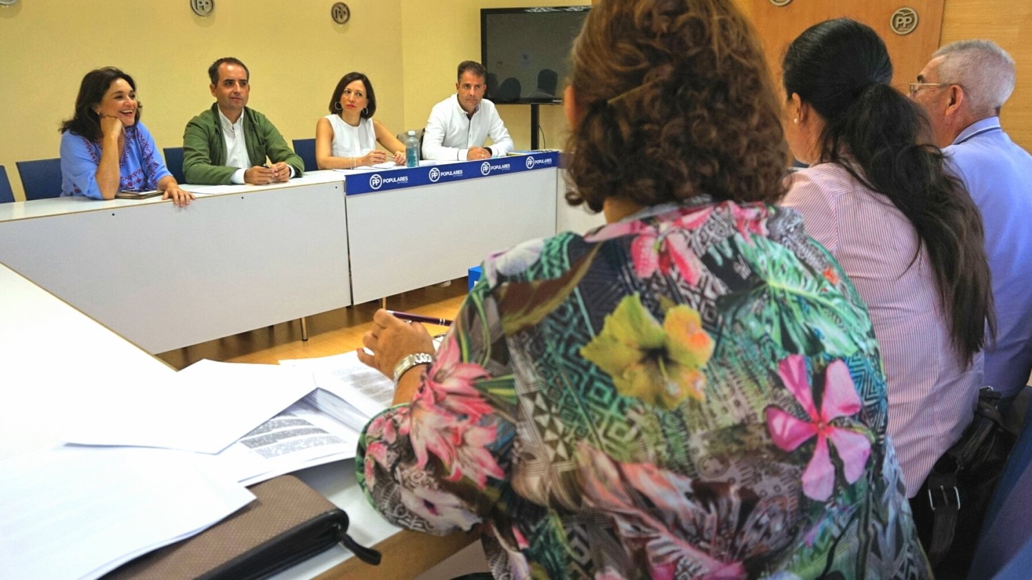 El PP anuncia soluciones ante la problemática del taxi en Málaga