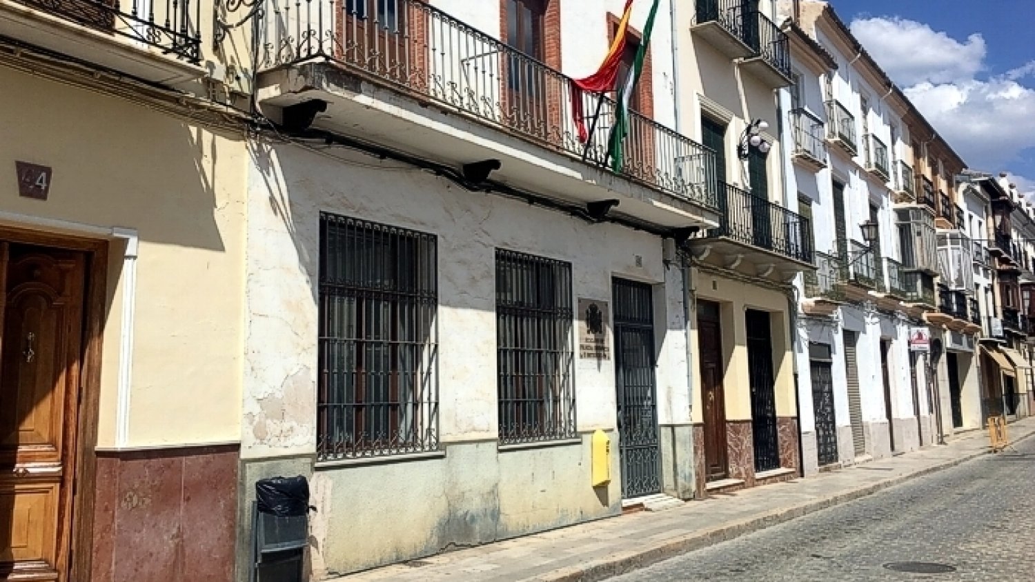 Buscan a una mujer en Archidona tras huir con sus dos hijas