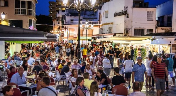 Torremolinos acumuló más de 800.000 estancias durante 2016 sólo en apartamentos turísticos