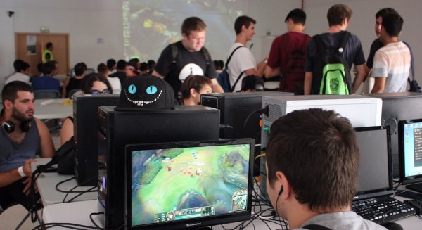 Unas 300 personas participaron de la I LAN Party de Mijas durante los días 5 y 6 de agosto