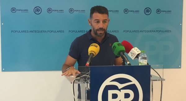 El PP pregunta al PSOE si el enchufismo “es el modo de acceder a puestos de la Junta”