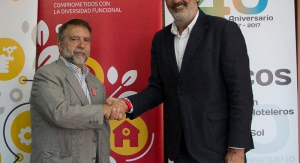 AEHCOS y Envera firman un convenio para colaborar en la inserción de las personas con discapacidad