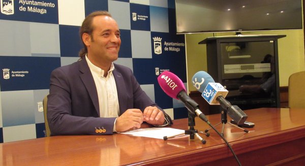 Cassá ve un despropósito que De la Torre quiera subir el agua para las obras valoradas en 132 millones