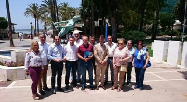 El Gobierno contesta a la propuesta planteada por C's en relación a los espigones transitables para Marbella