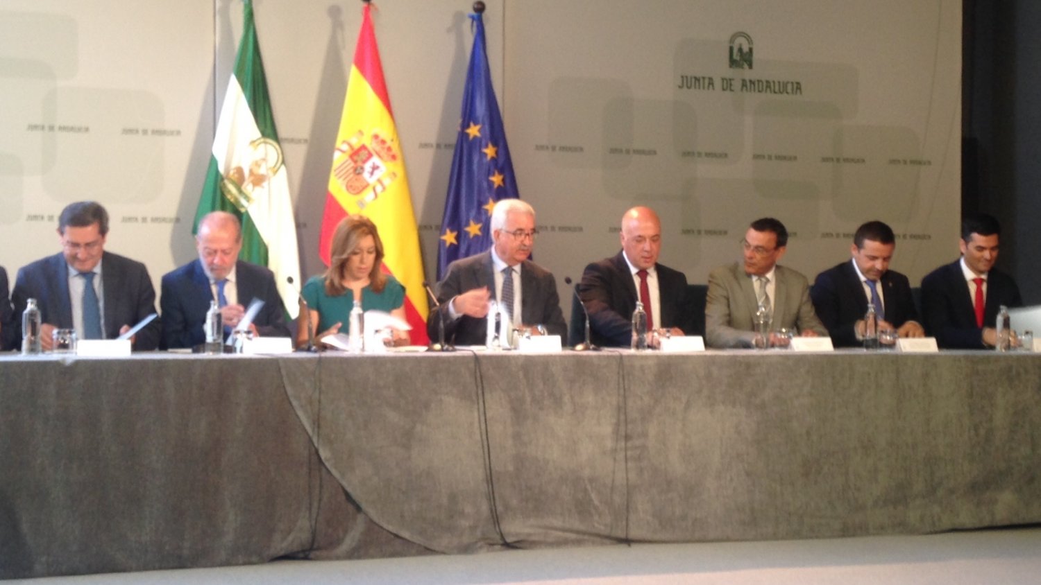 La Diputación y la Junta de Andalucía destinan 7,3 millones de euros para financiar los materiales del PFEA de 2017