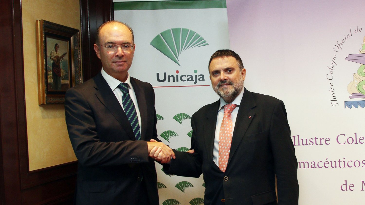 Unicaja Banco refuerza su apoyo al Colegio de Farmacéuticos de Málaga con la renovación de un convenio