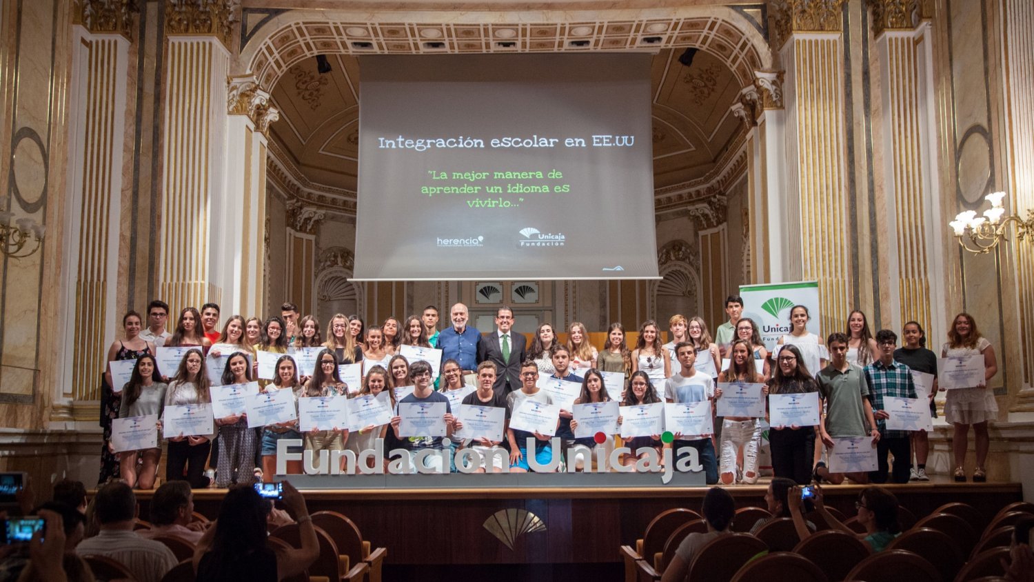 Más de un centenar de jóvenes participarán con Unicaja en la nueva edición del programa de convivencia en EEUU