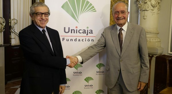 El Ayuntamiento de Málaga y Unicaja firman un acuerdo para la realización de actividades en el Pompidou