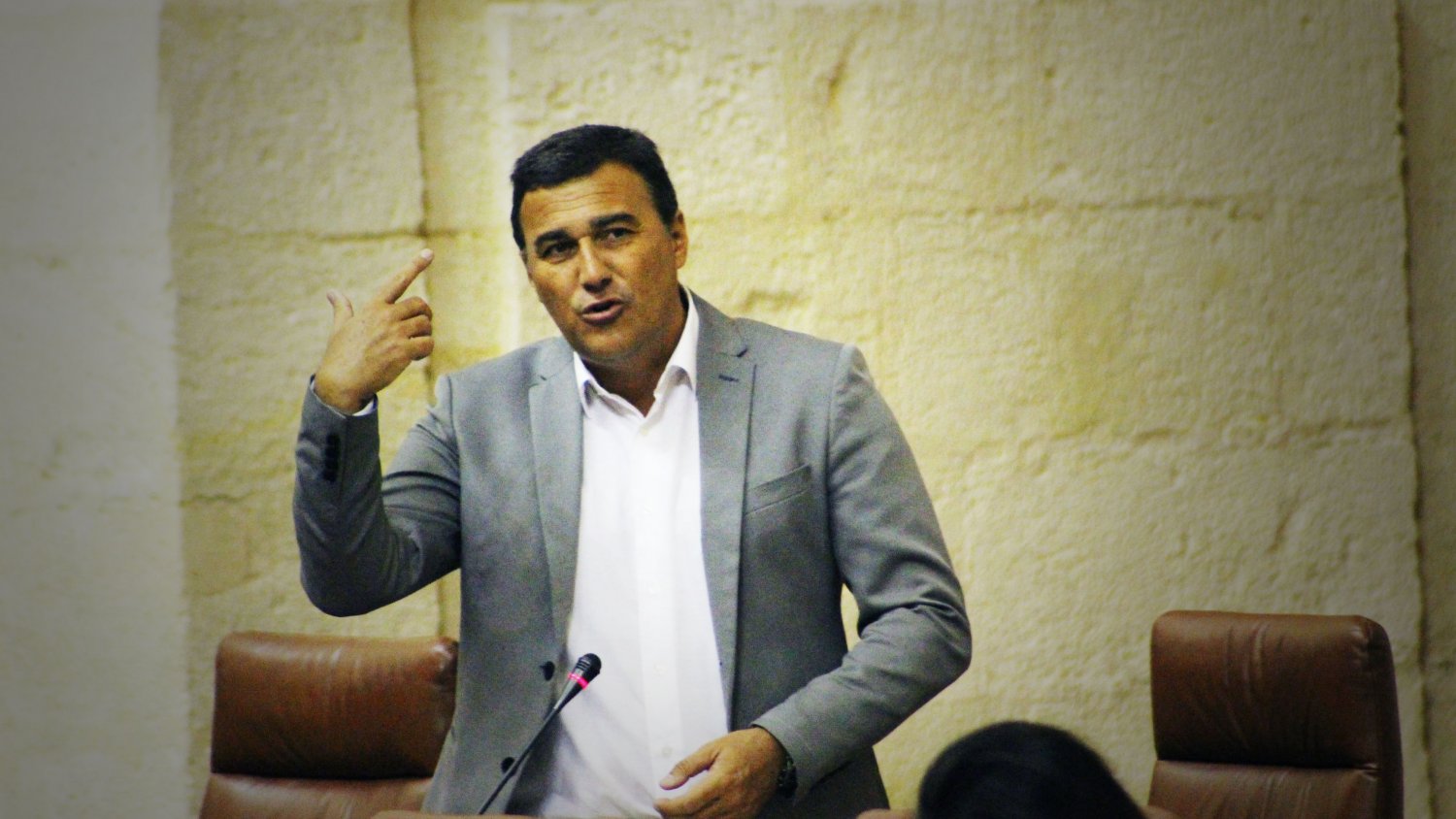 Ciudadanos pide a la Junta no usar el objetivo de déficit como excusa para no bajar los impuestos a los andaluces