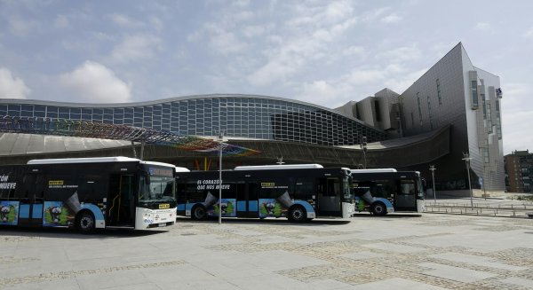 La EMT incorpora 15 nuevos autobuses de doce metros más tecnológicos y ecológicos