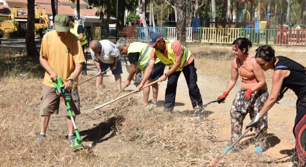 El PSOE exige al Ayuntamiento de Málaga el desbroce de solares para reducir el riesgo de incendios
