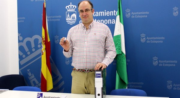 Estepona reduce el recibo del IBI por sexto año consecutivo