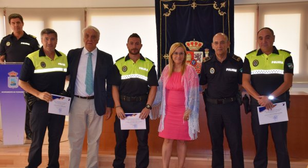 Fuengirola reconoce la labor de su Policía Local con la entrega de reconocimientos y distinciones