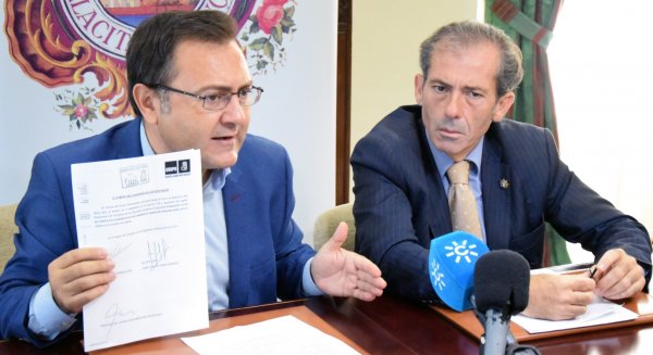 PSOE y Colegio de Abogados exigen medidas al Gobierno para que los malagueños puedan cobrar antes las cláusulas suelo