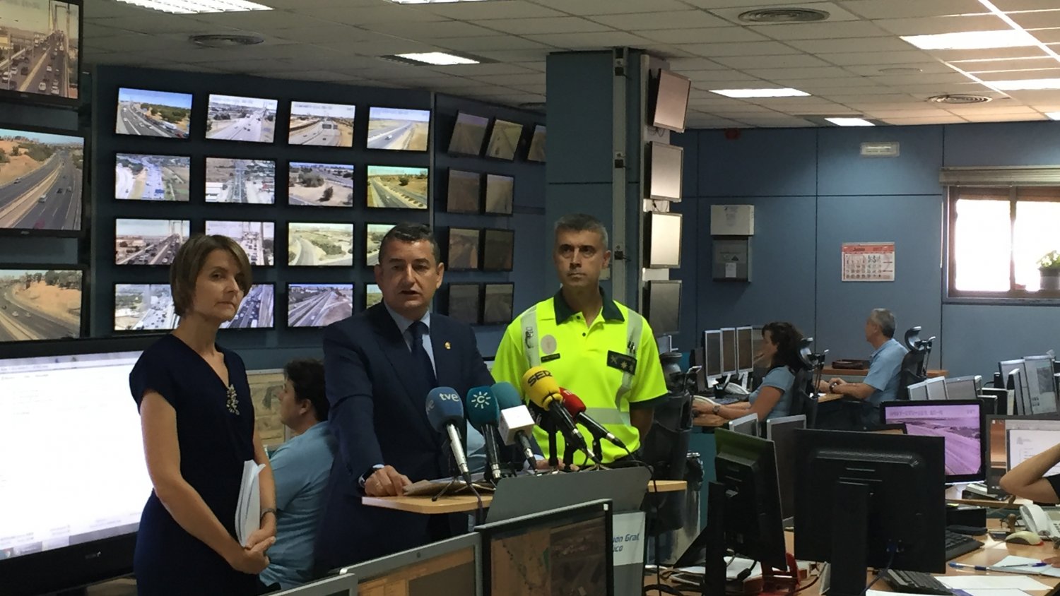 Sanz apela a la “prudencia” en las carreteras, con 19,58 millones de desplazamientos previstos este verano