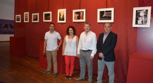 El Museo de Semana Santa de Vélez acoge la exposición 'Enfoques de Pasión' sobre la Semana Mayor veleña