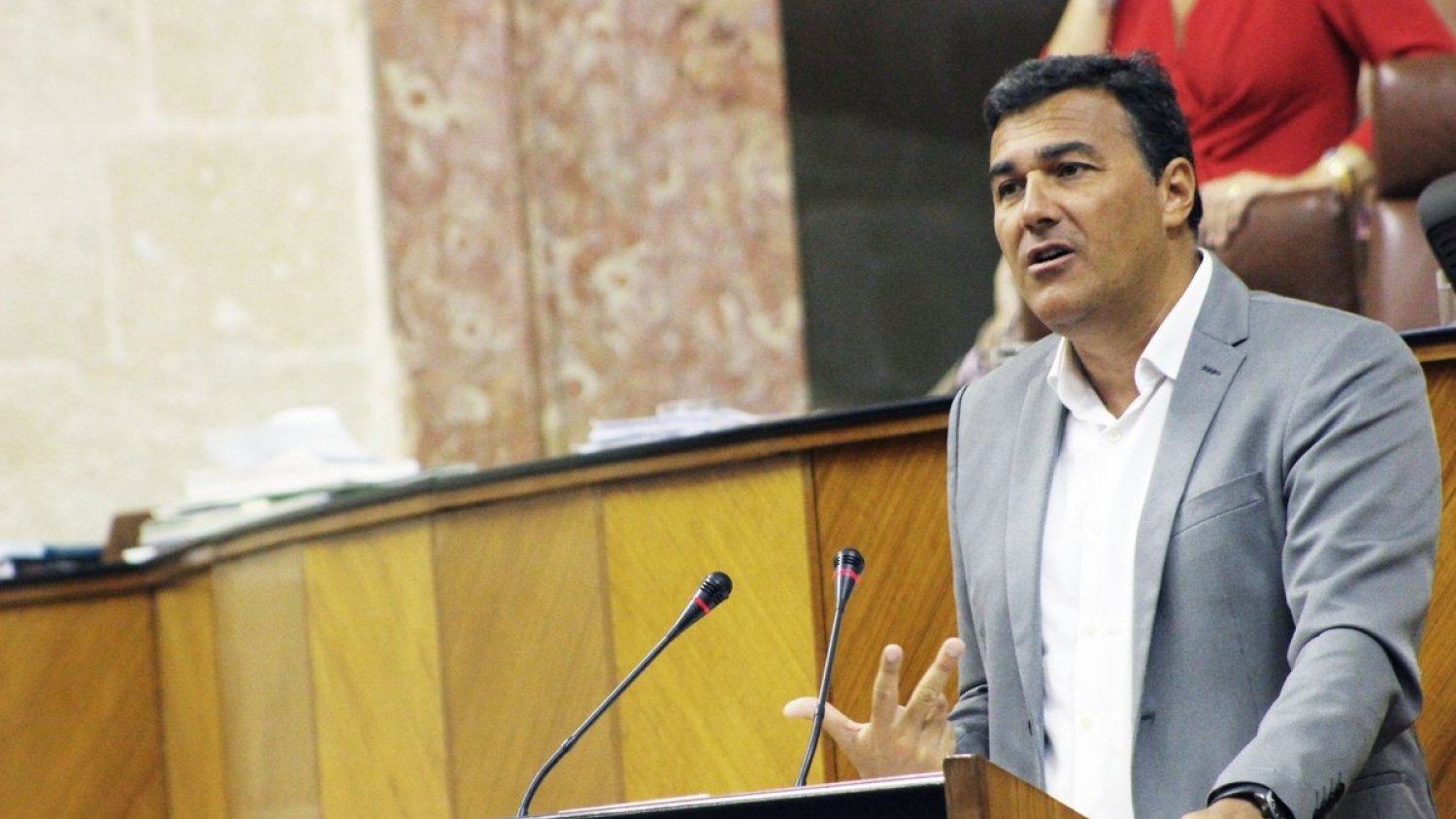 C's critica a la Consejería de Educación por su respuesta ineficaz ante el problema de escolarización en Teatinos