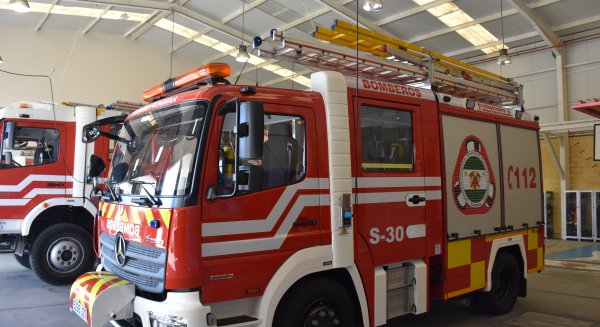 Fuengirola incorpora un nuevo camión bomba urbana ligera para el Servicio de Bomberos