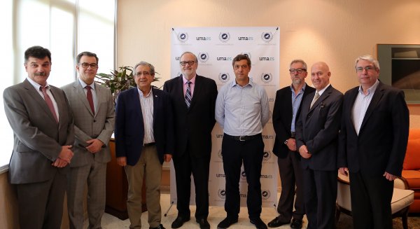 Firmado un convenio de cooperación académica con la universidad chilena de Santo Tomás
