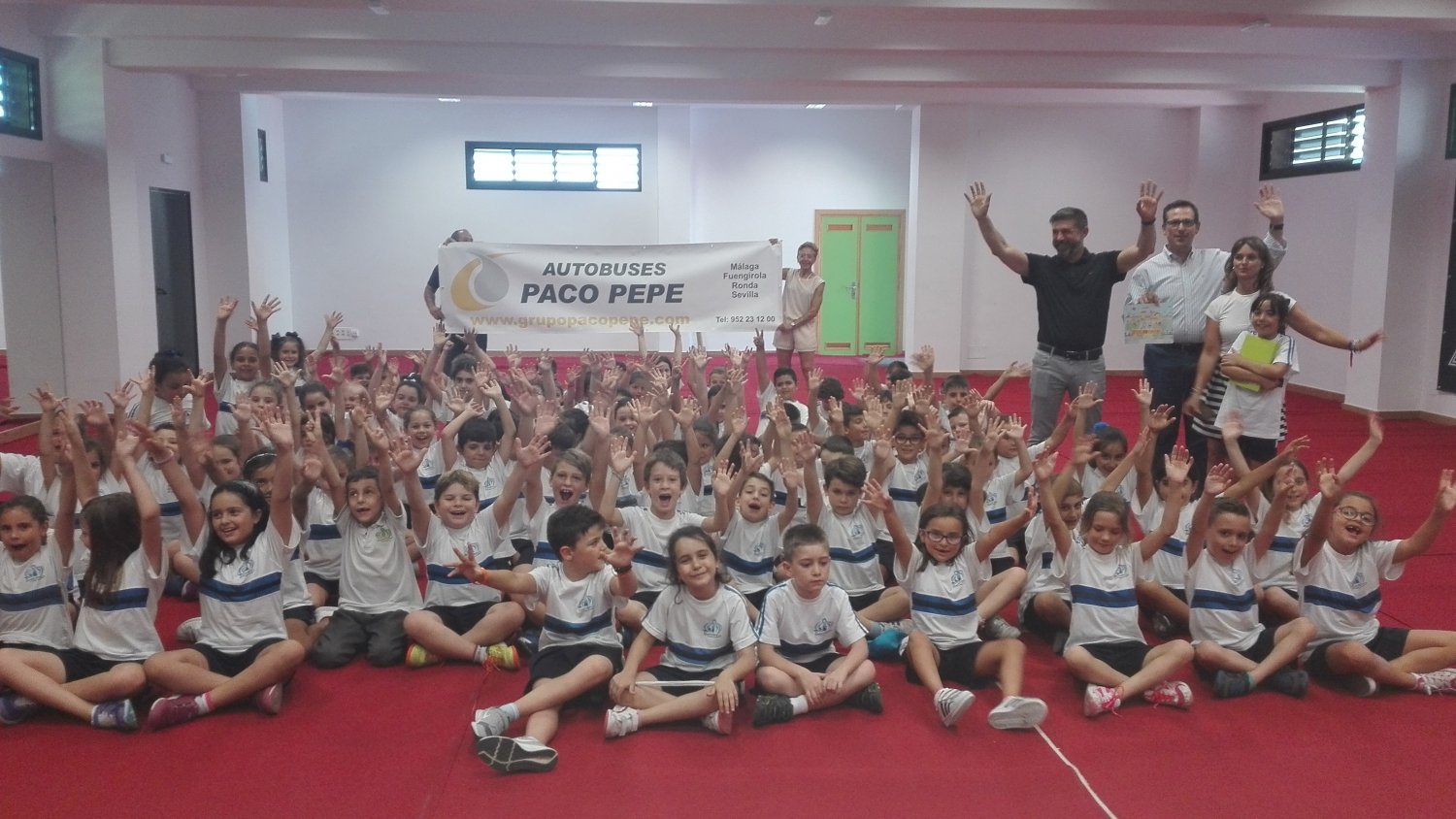 Autobuses Paco Pepe entrega los premios del concurso de seguridad escolar 'Diviértete en BUS'