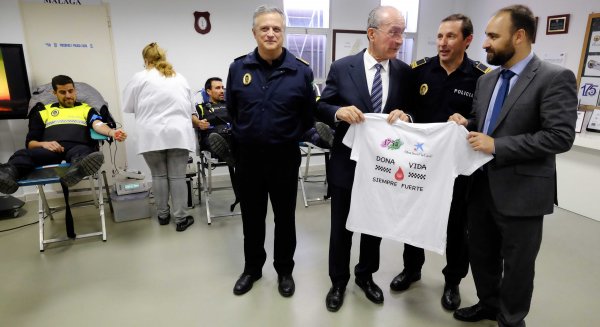 La Policía Local de Málaga supera las 175 extracciones propuestas logrando conseguir 207 donaciones de sangre