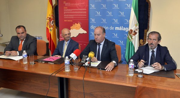 El alcalde de Antequera inaugura la Jornadas Comarcal Informativa sobre Cláusulas Suelo