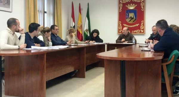 El PP denuncia que el alcalde de Alozaina no convoca al Pleno municipal desde el año pasado