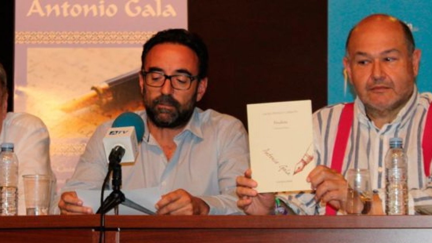 “El fulgor de los mudos y otros itinerarios”, poemario ganador del XI Premio de Poesía 'Antonio Gala'