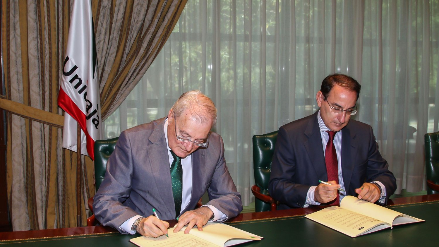 Unicaja Banco renueva un año más su acuerdo con la Confederación de Empresarios de Málaga