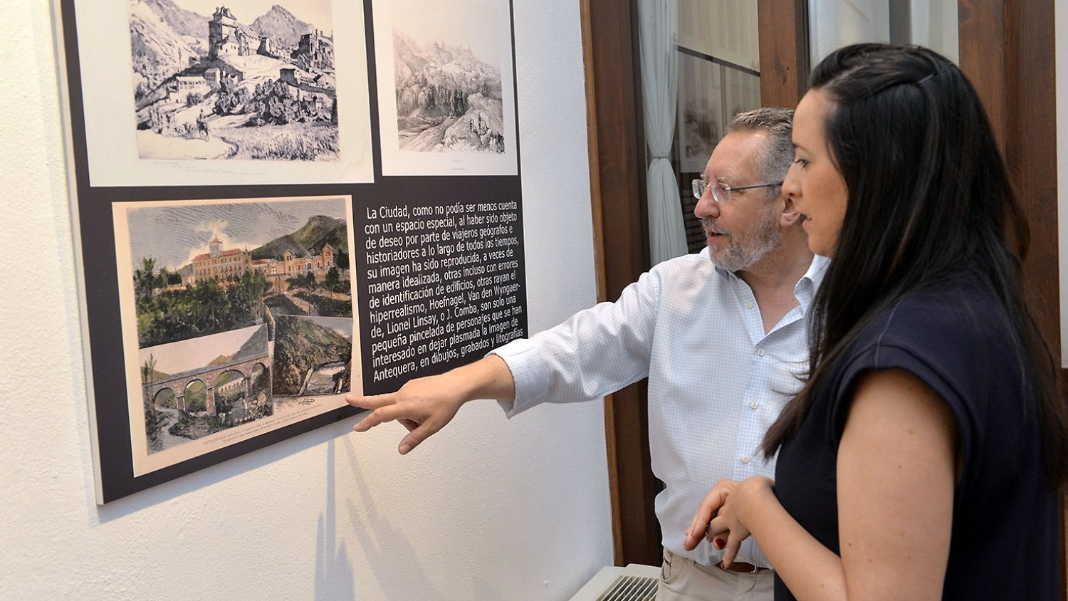 La sala de exposiciones del Ayuntamiento de Antequera acoge una nueva muestra con fondos del Archivo Histórico
