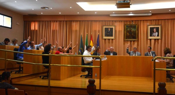 Vélez-Málaga aprueba en pleno de forma definitiva el presupuesto de 2017