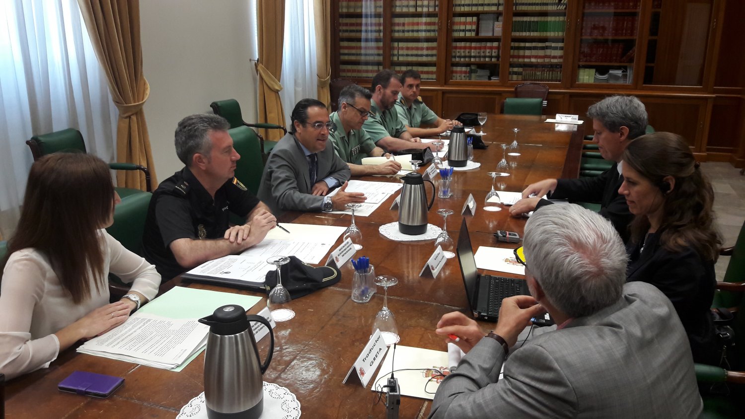 El subdelegado recibe a una delegación del Grupo de Expertos contra el Tráfico de Seres Humanos del Consejo de Europa