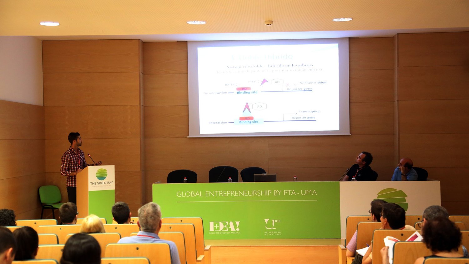 Más de 300 investigadores han cursado el máster de Biología Celular y Molecular de la UMA