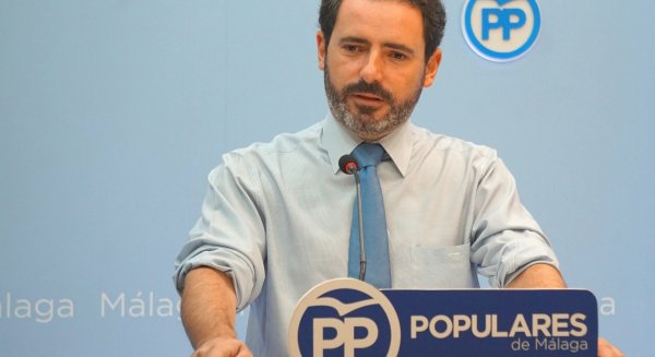 PP: “Díaz ha ayudado a que en Málaga haya más camas sanitarias privadas que públicas”