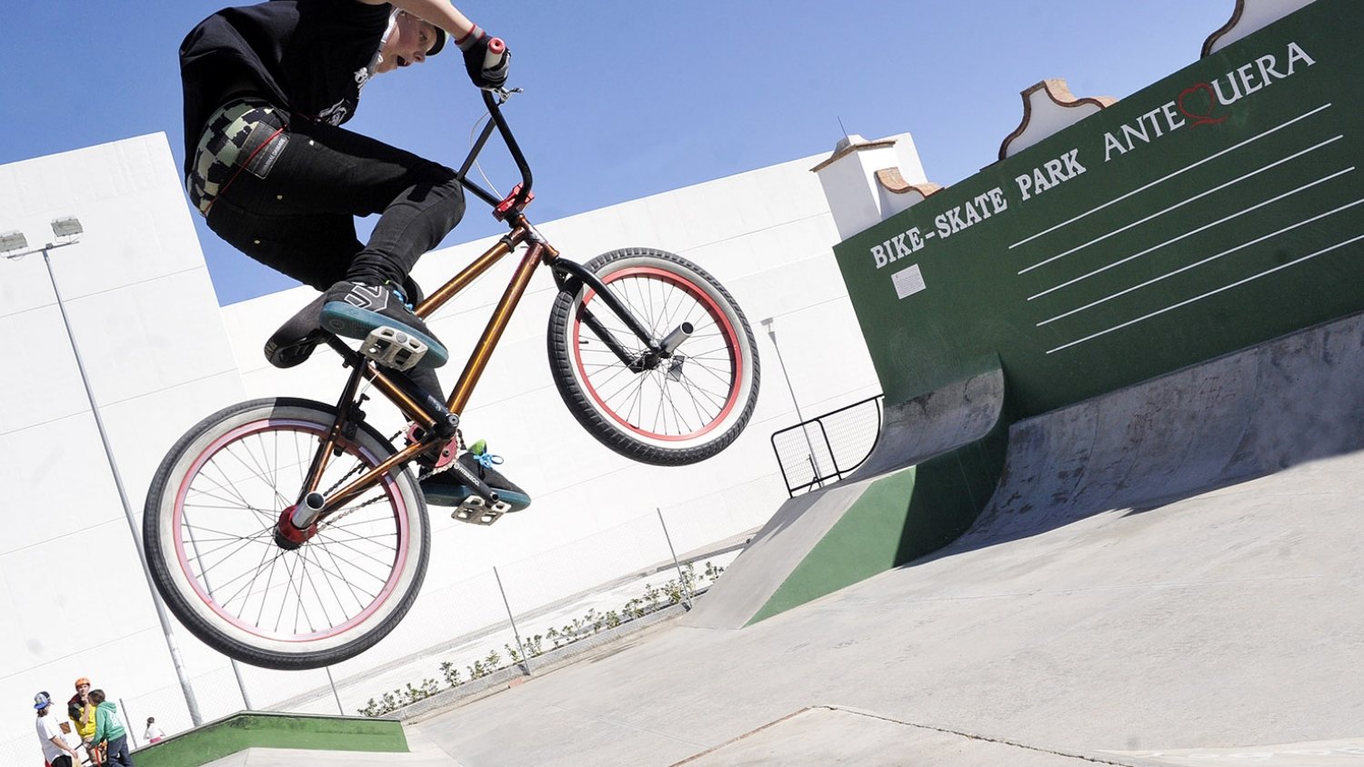 El alcalde de Antequera propondrá que el Skate Park de La Quinta lleve el nombre de Ignacio Echeverría