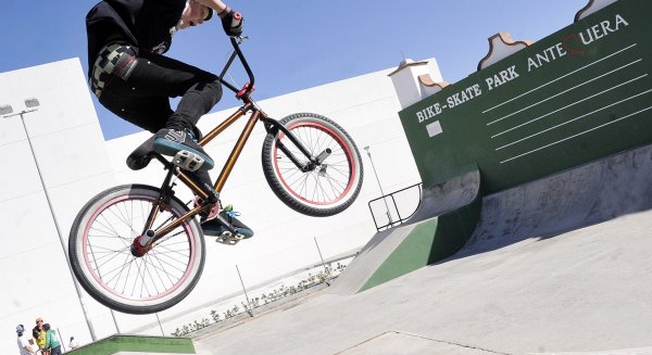 El alcalde de Antequera propondrá que el Skate Park de La Quinta lleve el nombre de Ignacio Echeverría