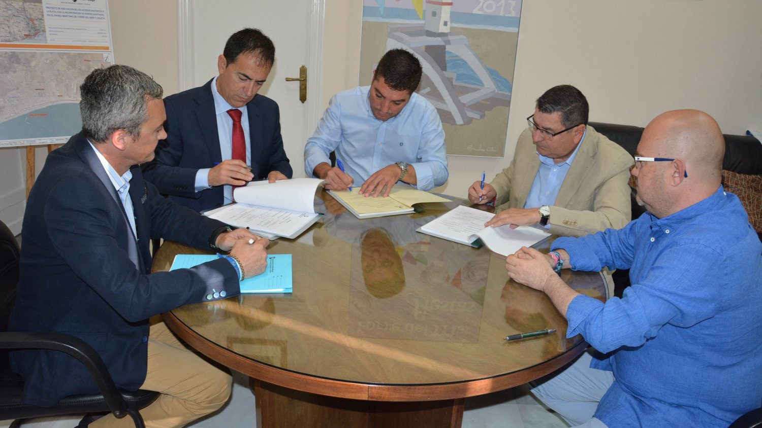 El Ayuntamiento de Vélez-Málaga adjudica los trabajos para habilitar la nueva biblioteca de Torre del Mar