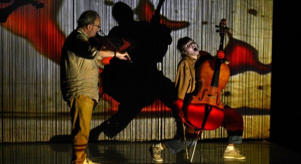 El Teatro Cánovas abre sus puertas al último montaje de Teatro Gorakada con ‘El hombre que plantaba árboles’