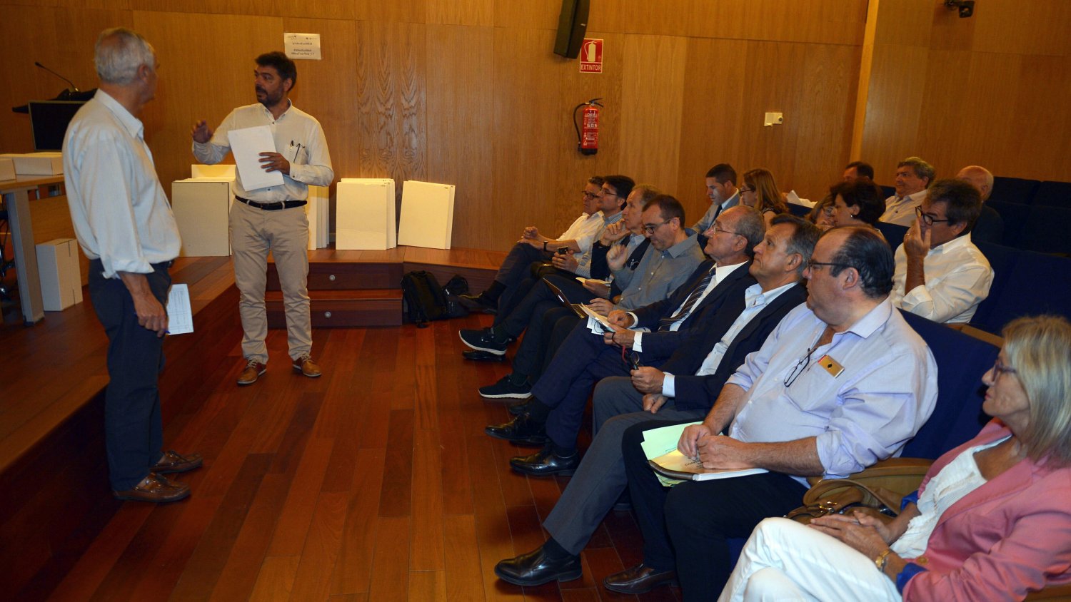 Reunión del jurado y asesores del concurso de proyectos para el ámbito de la Manzana Verde