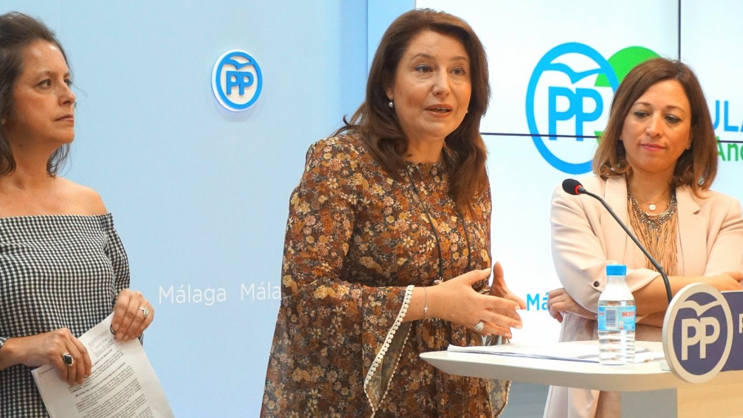 El PP exige a la Junta que refuerce la sanidad en verano en vez de hacer “un plan ahorro”