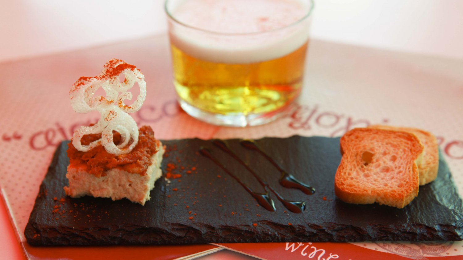 ‘Sabores del Cái’ del bar Ajopicao se alza con el título de Tapa Favorita de la Ruta 2017 de Torremolinos