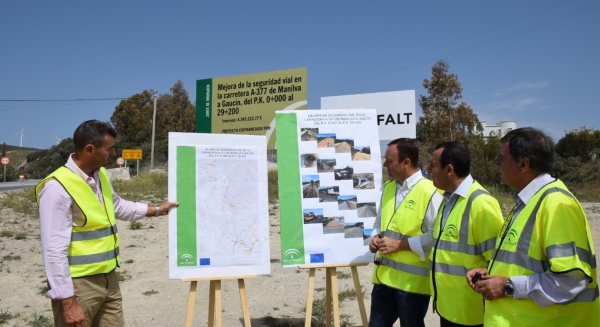 Las obras de mejora de la seguridad vial en la A-377 alcanzan el 30% de su nivel de ejecución