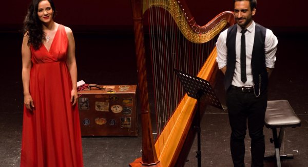 La Fundación Unicaja organiza este viernes un concierto del dúo Harpevoix en el CUC de Antequera