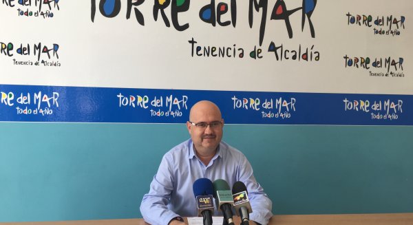 Torre del Mar trabaja en una temporada de verano que se prevé histórica