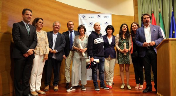 Majo Siscar y Rosa Montero reciben el premio de periodismo Manuel Alcántara