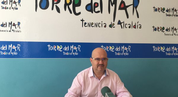 Torre del Mar ingresará 30.000 euros anuales al adjudicar 70 lotes de los Servicios de Temporada de Playas