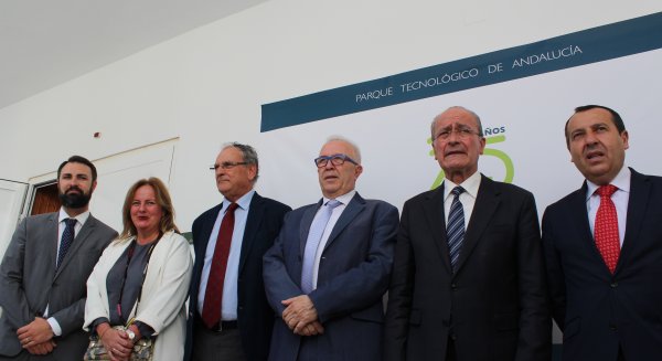 La Junta destaca la coincidencia del Pacto por la Industria con las 50 propuestas de la Asociación de Ingeniería