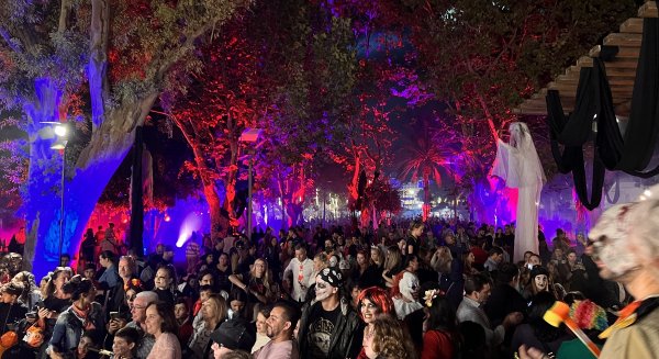 Más de 20.000 personas disfrutan de la Fiesta de Halloween organizada por el Ayuntamiento de Fuengirola